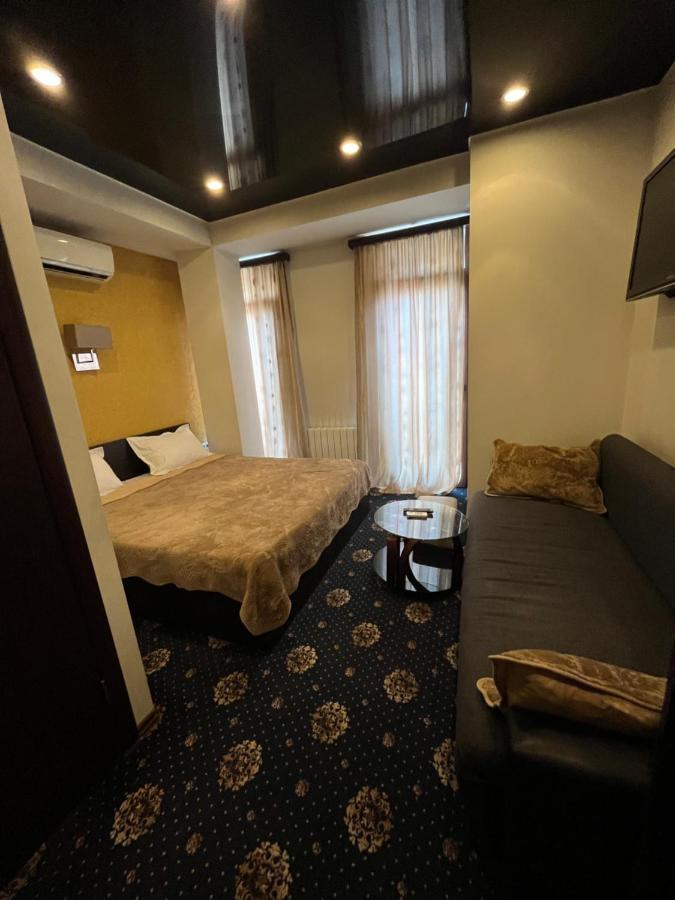 Hotel New Royal Tbilisi Exterior foto